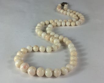 Antique White Angelskin Coral Necklace With Sterling Box Clasp 21.5" Graduated