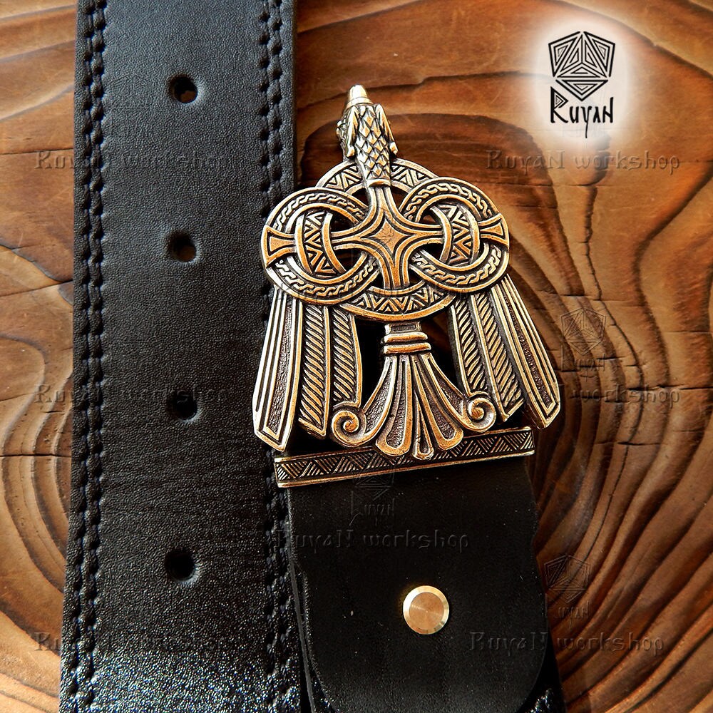 Vikings buckle. Viking belt. Falcon buckle. Ravens buckle.