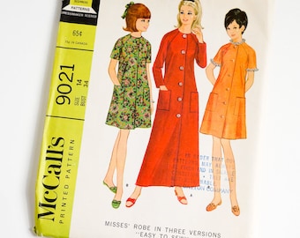 HTF Vintage 1960s Womens Size 14 Robe in Three Versions McCalls Sewing Pattern 9021 UNCUT / b34 w26