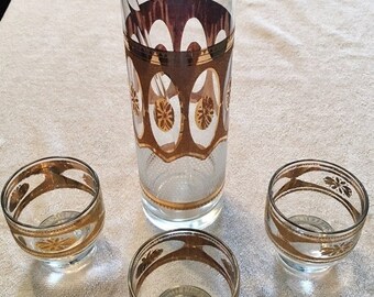 ON SALE - Vintage Mid Century Culver Pitcher with Glass Stir Stick and 3 Glasses with Gold Gilt Starburst Design Barware