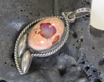 Boulder Opal pendant, Sterling silver, Cantera opal, marked 925, Mexico Joy Plata, vintage, 5.5 grams