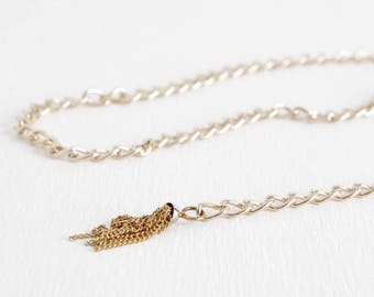 Vintage 1970s Metal Gold Chain Link Belt with Tassel Detail, Ladies Chain Belt, Wide Link Gold Metal Belt
