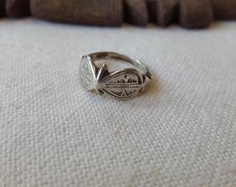 old and fine south morocco / sahrawi silver ring 11