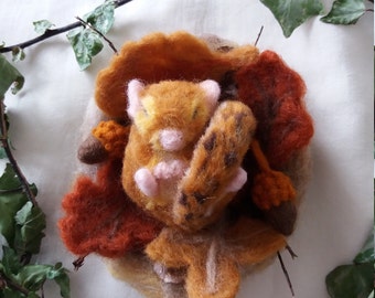 Felt mouse, cute mouse, sleepy mouse, needle felt mouse, wool mouse, hand made mouse, mouse ornament, dormouse, felt dormouse, ooak