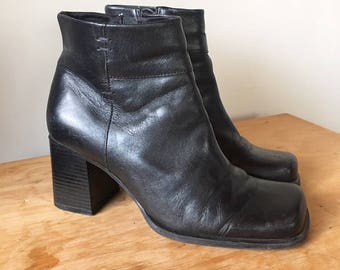 Vintage 90s Black Leather High Heel Boots, Chelsea Boots, Zip-Up Boots, Fall Boots, Ankle Boots, Size 7