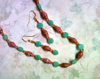 Pink and Seafoam Green Necklace and Earrings (1655)