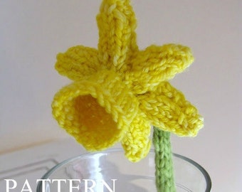 Daffodil Flower Knitting Pattern, PDF, Immediate Digital Download