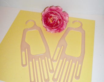Pink Plastic Glove Hangers Vintage Gloves Repurpose Craft Supplies