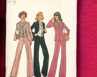 1970's Simplicity 7214 Princess Seam Blazer with Pointed Lapel Fitted Vest & Pants Size 12