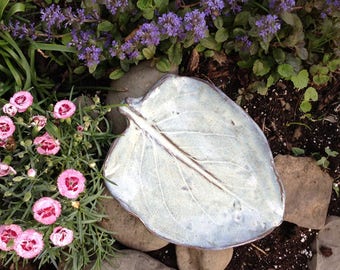 Bird Bath Pottery Garden Sculpture