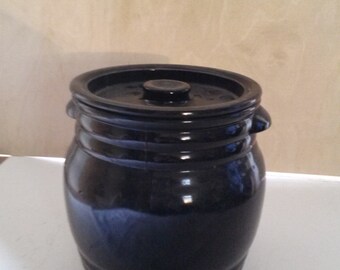 Dark Brown Cookie Jar with Lid