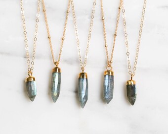 Labradorite Necklace / Labradorite Crystal Necklace / Labradorite Crystal Point Necklace / Gypsy Necklace / Boho Necklace / Bridesmaid Gift