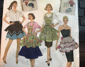 Reproduction 50s Simplicity 2592 Apron Pattern