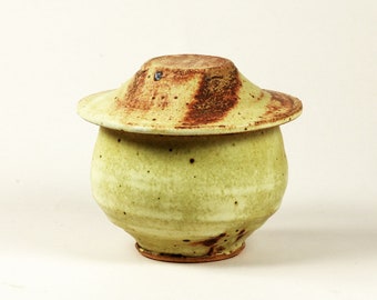 Stoneware butter keeper