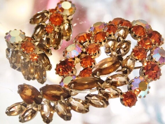 WEISS Rhinestone Brooch Earrings Set