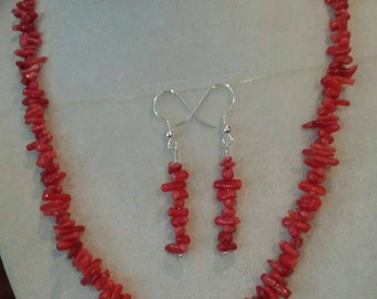E714 - Red Coral Cupolini earrings