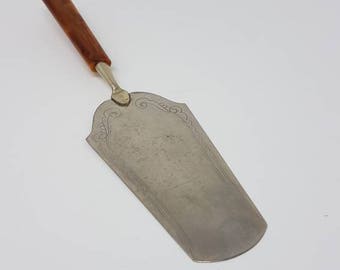 Original Vintage 1930s/ 1940s Cake Server - Art Deco Style Cake Server - Bakelite like Handle