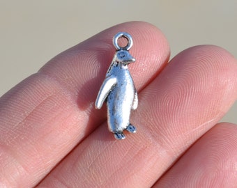 5 Silver Penguin Charms SC2903
