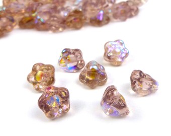 50 x Flower czech glass beads