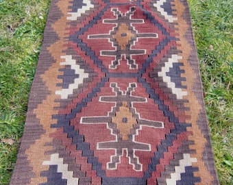 Runner Maimana kilim/rug/carpet. Natural Wool. Handwoven. 6 ft 5" x 2 ft 2". 196 x 66 cm.