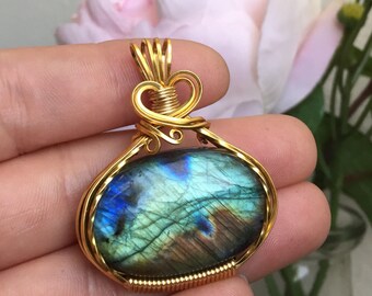 Labradorite Wire Wrapped Pendant