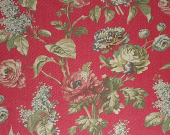 Waverly CLIFFSIDE COTTAGE, Crimson Floral Sold by the Yard