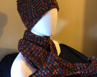 Multicolor hat and scarf set