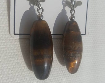 Earrings in semi precious stones