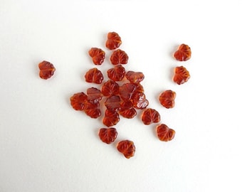 30 x 11x13mm Czech Glass Beads, Amber Leaf Glass Beads, Brown Leaf Beads, Amber Leaf Beads, Glass Leaf Beads LEA0004