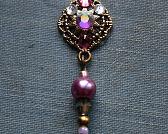 Princess Reusable Bindi with Beaded Charm - Tribal Belly Dance, Third Eye, Rhinestone, Swarovski, Forehead Jewelry, Bollywood, Pink, Pearl