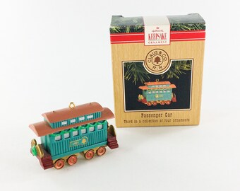 Hallmark Miniature Keepsake Ornament Claus and Co R.R. Passenger Car 1991
