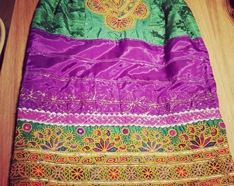 Afghan ethnic fabric skirt. It is below the knee. Size m.