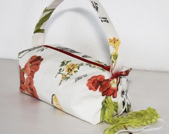 Wool bag knitwear and crochet wool dispenser handmade Pocket wool holder skein holder project bag