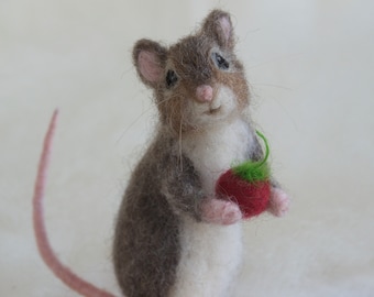 Needle Felted Mouse, Poseable Realistic Life Sized