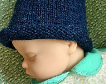 hand knitted newborn blueberry hat