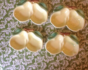 Divided pear shaped bowls. Set of 4.