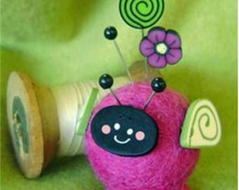 Button Buddies "Lola Lovebug" Pincushion - Pink