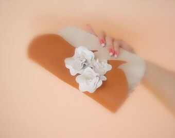 Clutch wedding, off-white leather cream (with accessories)
