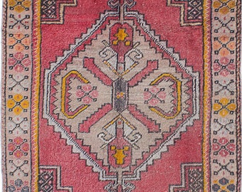 Turkish rug, Vintage bohemian, Pinkish red, Handmade Wool Rug, 3'6" x 4'2"