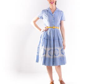 1950's Gingham Cotton Day Dress/ 50's Picnic Dress Shirtwaist Embroidered Full Skirt