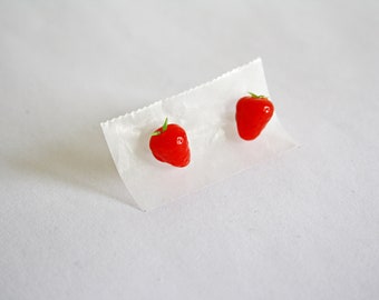 Strawberry Stud Earrings! Polymer Clay, Stud Earrings, Polymer Clay Dessert Charms, Small Food Charms, Kawaii Polymer Clay, Food Jewelry
