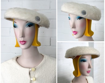 Vintage 1950s Ivory Platter Hat Faux Fur Trim
