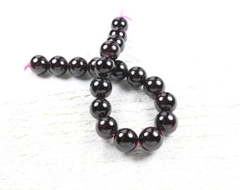 5 red garnet beads 10 mm