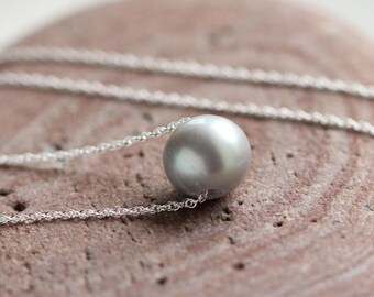 Bride necklace - Pearl wedding jewelry - Sterling silver necklace - Simple necklace - Beach lover gift - Pearl lover gift - Beach jewelry
