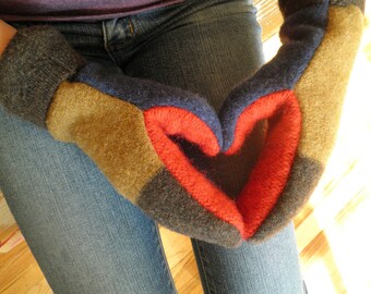 Upcycled Wool Sweater Mitten- pdf pattern - INSTANT DOWNLOAD