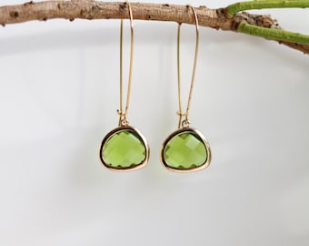 Peridot Earrings - Gold Dangle Earrings - Stone Earrings - Drop Earrings - Birthstone Earrings - Green Earrings - Peridot Jewellery