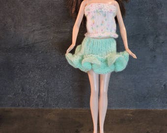 Green ruffle and speckled top skirt set