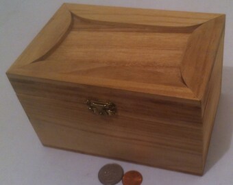 Vintage Wooden Storage Box, Stash Box, Keepsake Box, 6 1/2 x 4 1/2 x 4, Storage Box, Wood Box
