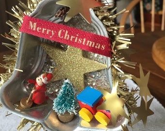 Vintage style jello mold Christmas ornament