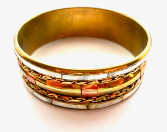 Vintage Bohemian Bangle Bracelet Brass with Mother of Pearl & Copper Inlay